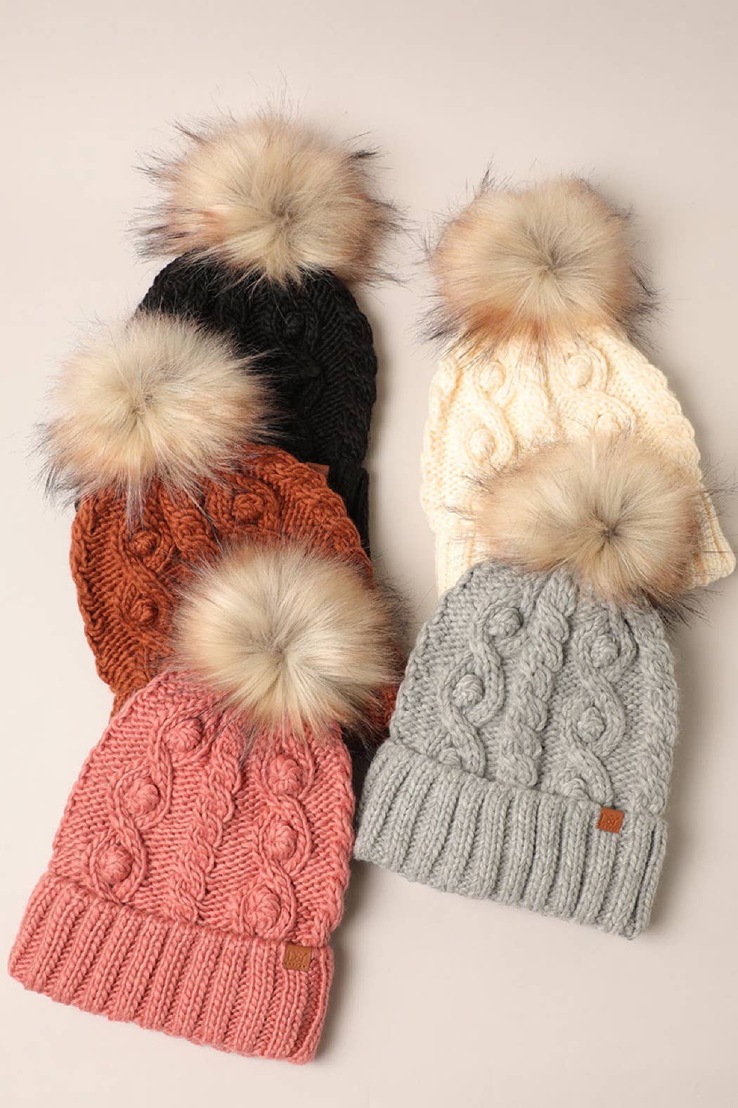 Popcorn Trim Knit Beanie w Faux Fur Pom: Pink / One Size